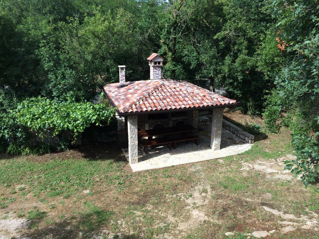 Guest House Renata Plomin Buitenkant foto
