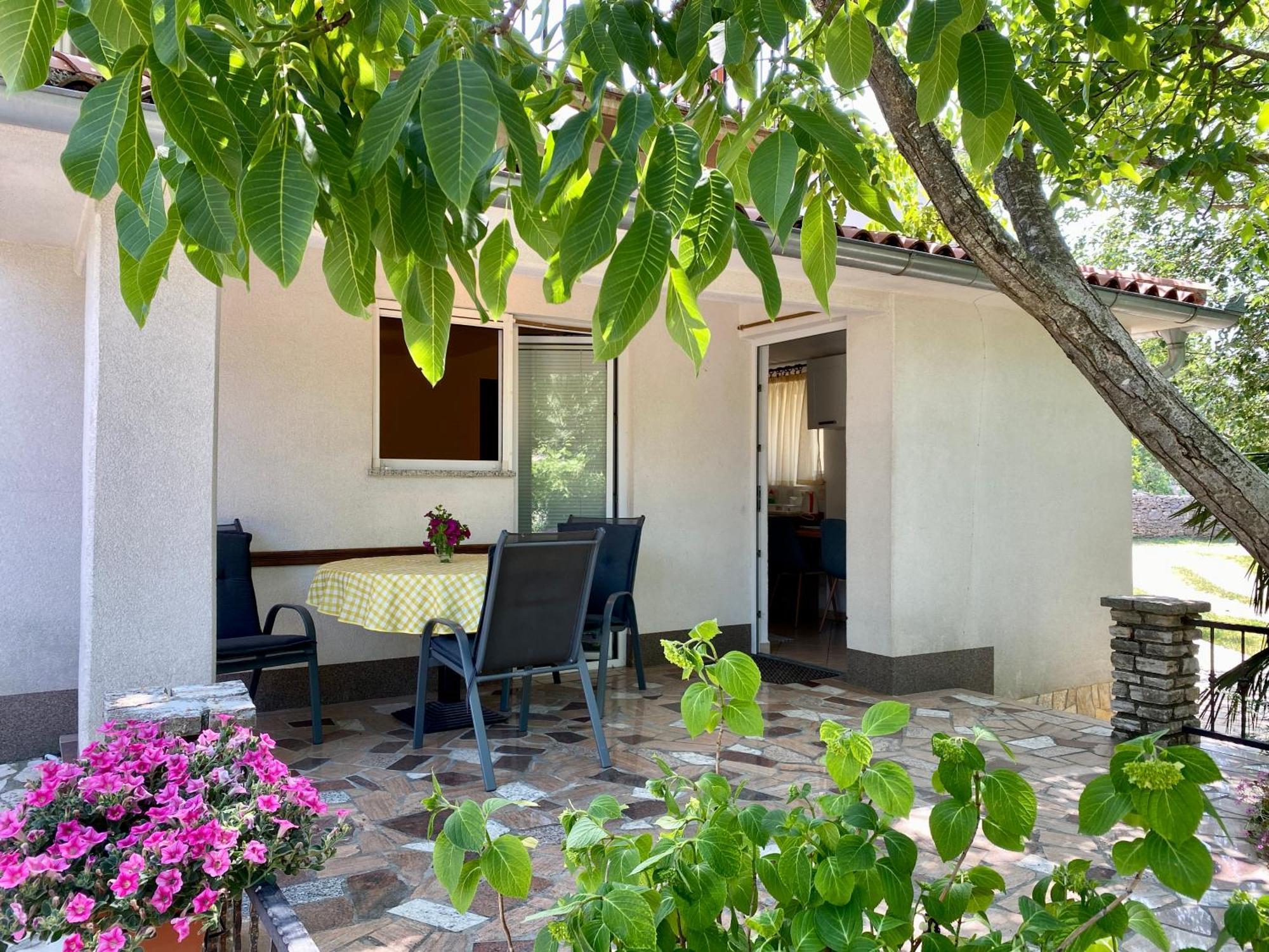 Guest House Renata Plomin Buitenkant foto