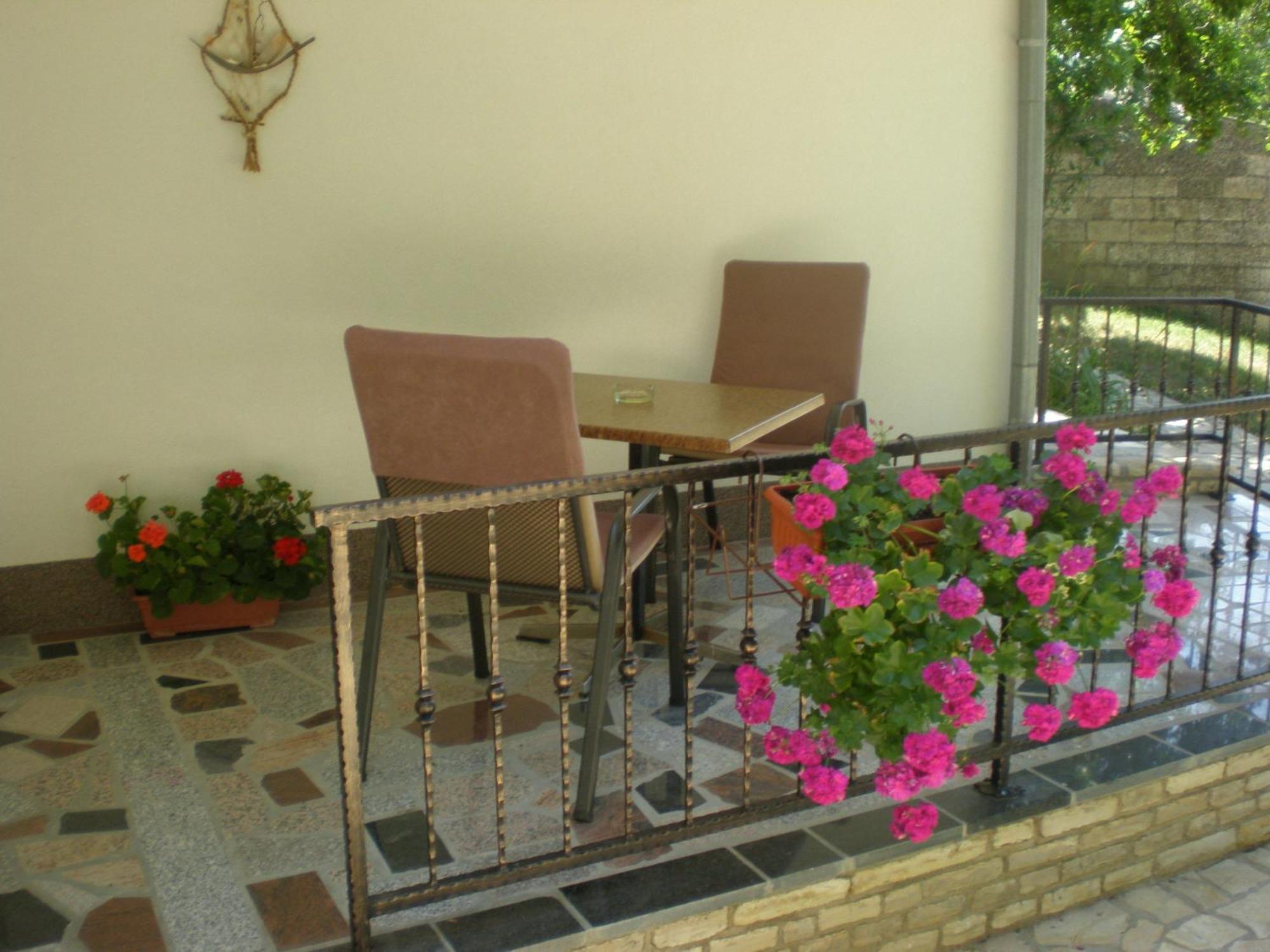 Guest House Renata Plomin Buitenkant foto